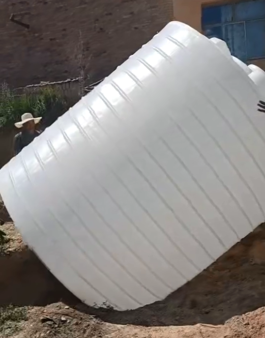 PE会宁塑料大桶批量交付案例：满足多行业储运需求的可靠容器方案